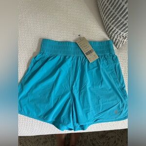 NWT Sweaty Betty Relay Shell Shorts - Small